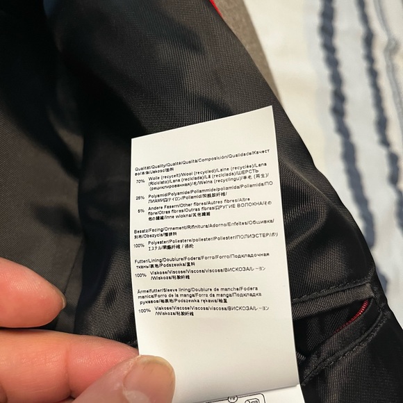 Men’s Hugo Boss 38R slim fit coat - Picture 8 of 9